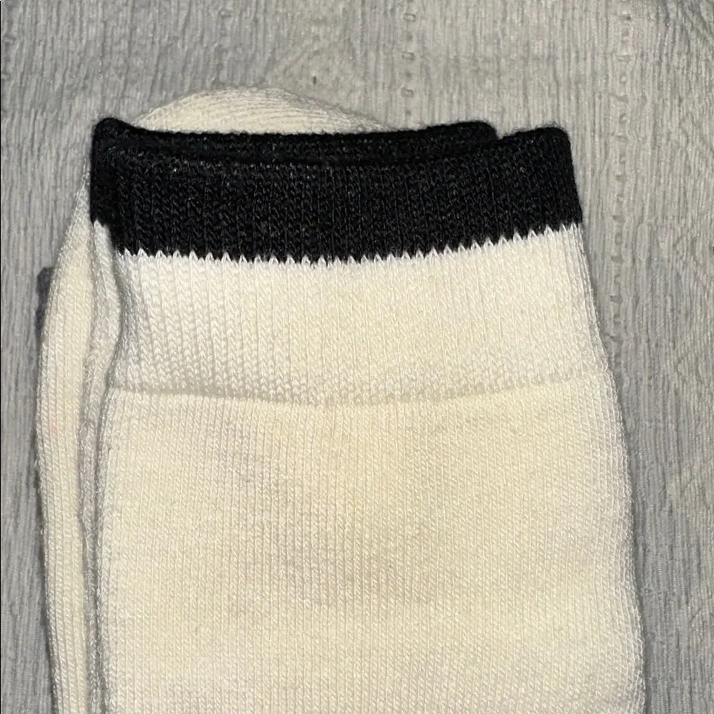 Therma SOCKS stay warm